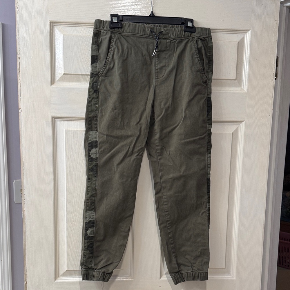 Urban Pipeline Olive Green Joggers with Camo Side Stripe Large (14/16) Husky
